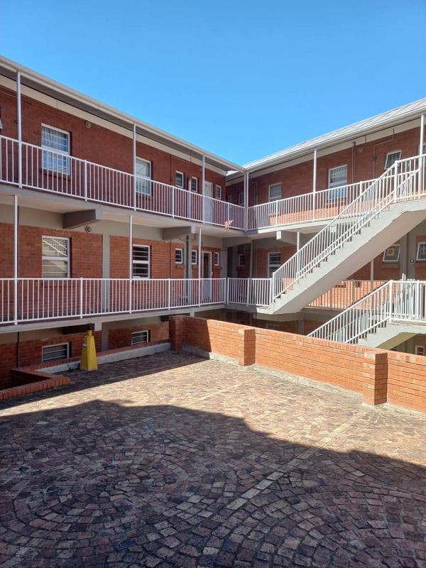 To Let 2 Bedroom Property for Rent in Grahamstown Central Eastern Cape